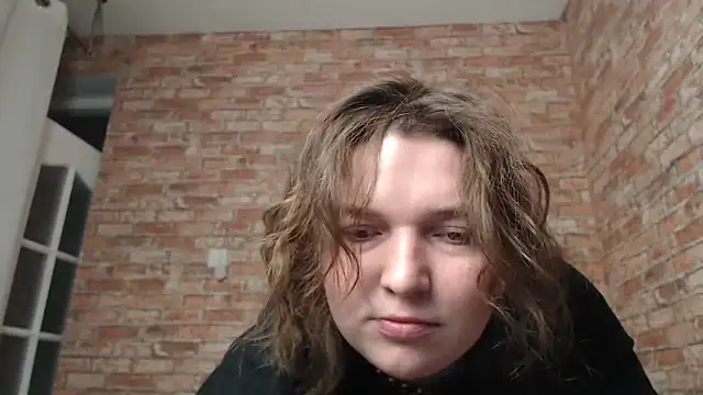 Amelia Kiss  online show from February 2025 12:38:02 AM