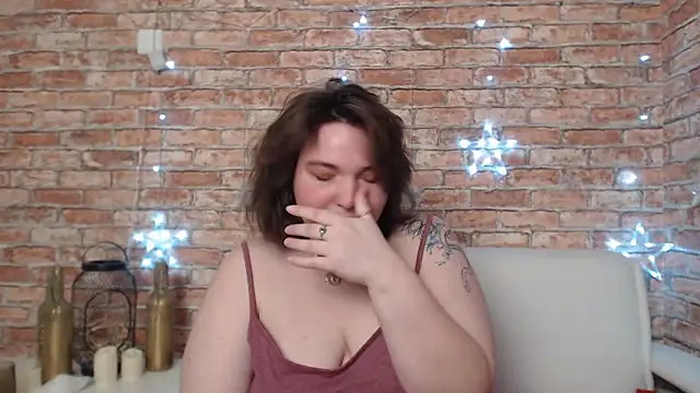 Amelia Kiss  online show from March 2025 03:52:02 AM