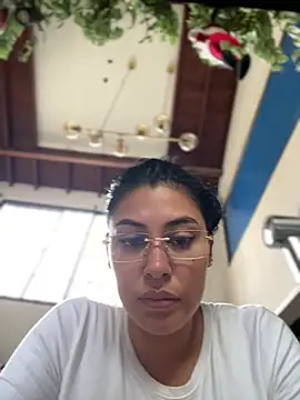 Sol Miller online show from December 2024 05:04:01 PM