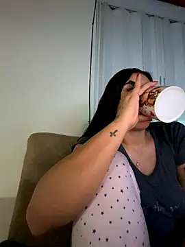 Sol Miller online show from September 2025 04:47:01 AM