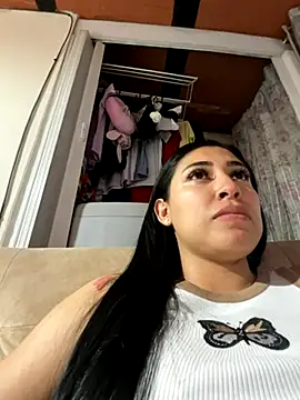 Sol Miller online show from November 2025 01:17:02 AM