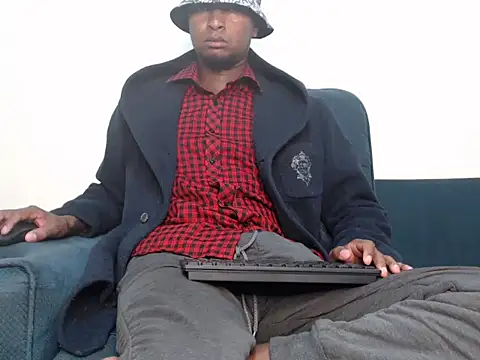 Snapshot of Sexy_Chewbacca chatting on November 2025 09:42:01 AM Sexy Chewbacca online show from November 2025 09:42:01 AM