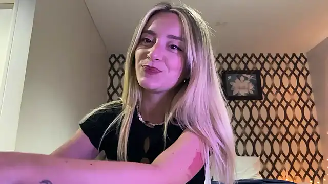 SirenaBelle online show from March 2025 10:26:01 AM