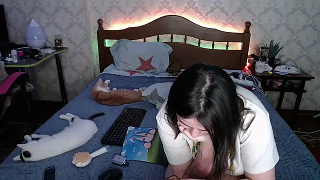 Snapshot of FelvivalKitty chatting on January 2025 12:09:02 AM FelvivalKitty online show from January 2025 12:09:02 AM