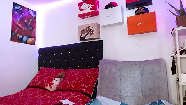 Snapshot of king__Black chatting on December 2024 05:52:02 PM king Black online show from December 2024 05:52:02 PM