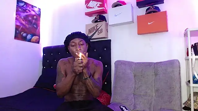 Snapshot of king__Black chatting on December 2024 03:13:02 PM king Black online show from December 2024 03:13:02 PM