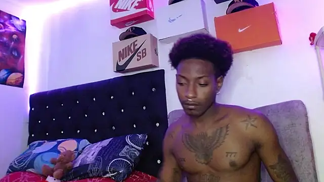 Snapshot of king__Black chatting on February 2025 08:04:01 PM king Black online show from February 2025 08:04:01 PM