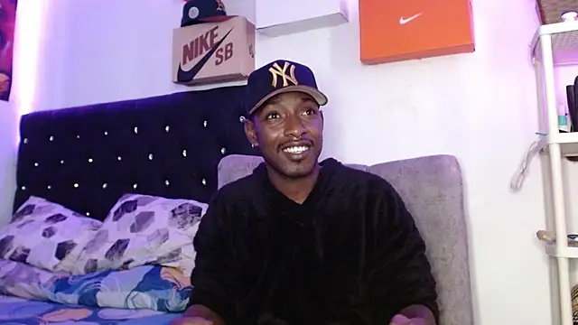 Snapshot of king__Black chatting on February 2025 10:25:02 PM king Black online show from February 2025 10:25:02 PM