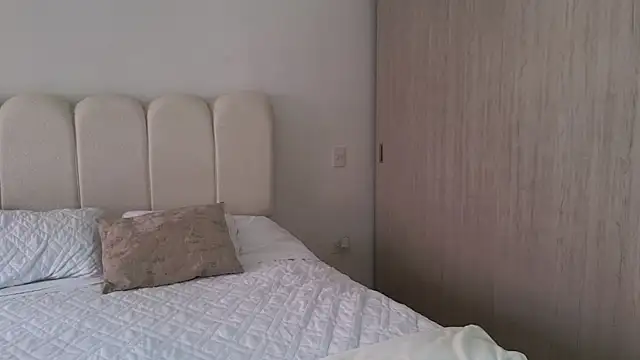 Snapshot of Celeste_Tailor_ chatting on June 2026 08:23:01 PM Celeste Tailor online show from June 2026 08:23:01 PM