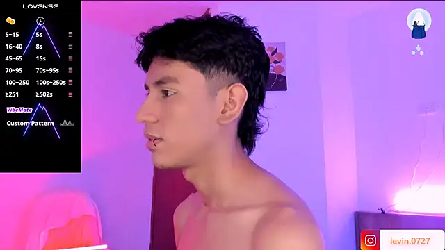 Snapshot of Levin_Hikaru chatting on February 2026 01:57:02 AM Levin Hikaru online show from February 2026 01:57:02 AM