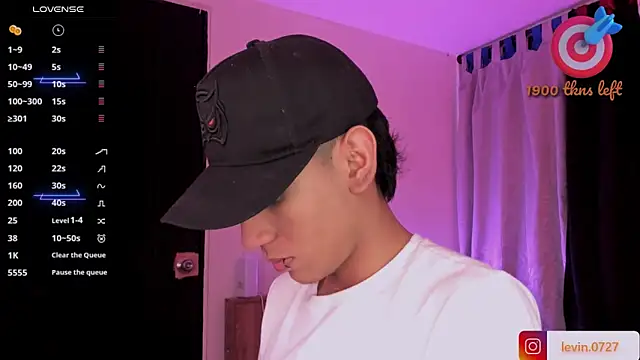 Snapshot of Levin_Hikaru chatting on March 2026 04:20:02 AM Levin Hikaru online show from March 2026 04:20:02 AM