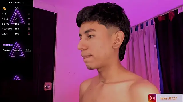 Snapshot of Levin_Hikaru chatting on March 2026 03:23:01 AM Levin Hikaru online show from March 2026 03:23:01 AM