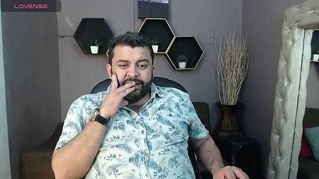 Snapshot of Santi_Ruiz2 chatting on January 2025 07:57:01 AM Santi Ruiz2 online show from January 2025 07:57:01 AM