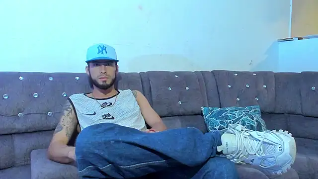 Snapshot of Camila_Coxx chatting on February 2026 03:36:01 AM Camila Coxx online show from February 2026 03:36:01 AM