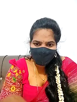 Snapshot of melina214 chatting on February 2026 04:05:02 AM melina214 online show from February 2026 04:05:02 AM