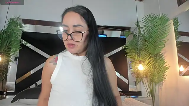 emily-fox online show from April 2026 11:03:02 AM