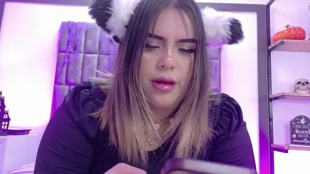 Snapshot of MeryStone chatting on October 2025 04:12:02 AM MeryStone online show from October 2025 04:12:02 AM