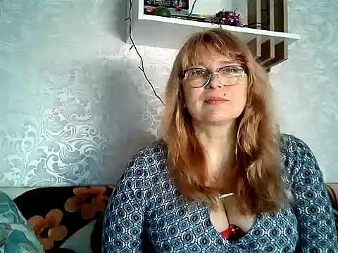 Snapshot of Aline_LoveFlowers chatting on January 2025 10:27:02 AM Aline LoveFlowers online show from January 2025 10:27:02 AM
