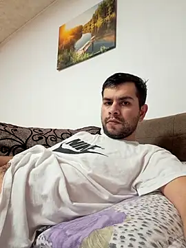 hornny1995 online show from January 2025 06:59:01 PM