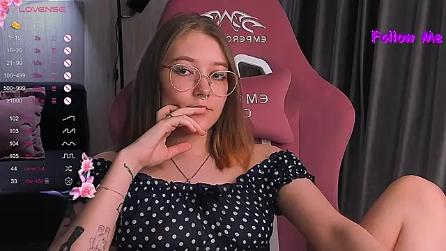Snapshot of bunny_bubble chatting on February 2025 01:05:02 AM bunny bubble online show from February 2025 01:05:02 AM