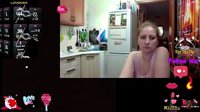 Sakura Green online show from October 2025 06:17:01 PM