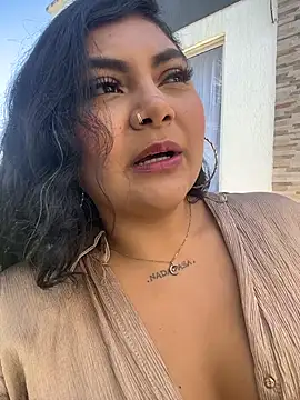 Juli Walker online show from March 2026 02:10:01 PM