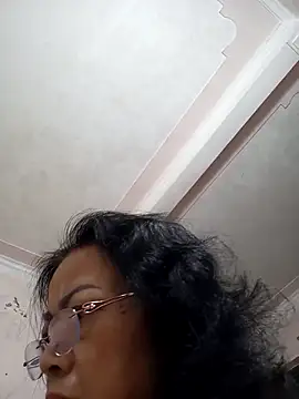 Snapshot of Hotestlove chatting on March 2025 10:10:02 PM Hotestlove online show from March 2025 10:10:02 PM