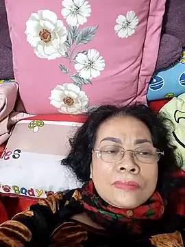 Snapshot of Hotestlove chatting on March 2025 10:30:02 PM Hotestlove online show from March 2025 10:30:02 PM