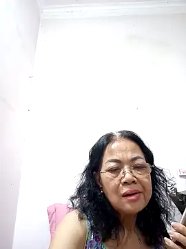 Snapshot of Hotestlove chatting on March 2025 08:29:01 AM Hotestlove online show from March 2025 08:29:01 AM