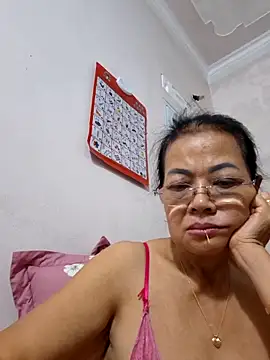 Snapshot of Hotestlove chatting on September 2025 10:27:01 AM Hotestlove online show from September 2025 10:27:01 AM