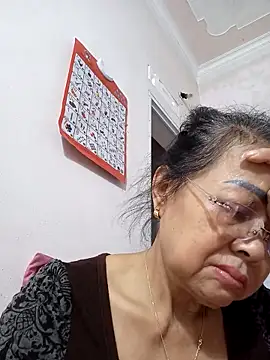 Snapshot of Hotestlove chatting on October 2025 01:32:02 PM Hotestlove online show from October 2025 01:32:02 PM