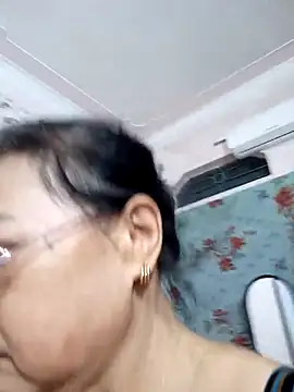 Snapshot of Hotestlove chatting on October 2025 10:51:01 AM Hotestlove online show from October 2025 10:51:01 AM