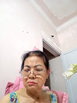 Hotestlove online show from April 2026 10:48:01 PM