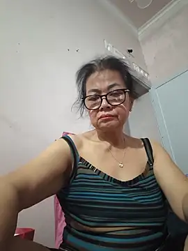Hotestlove online show from June 2026 04:47:01 AM