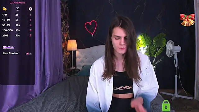 Snapshot of Will_Will_ chatting on February 2025 02:04:02 PM Will Will online show from February 2025 02:04:02 PM