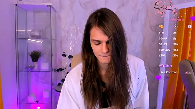 Snapshot of Will_Will_ chatting on November 2025 02:05:02 PM Will Will online show from November 2025 02:05:02 PM