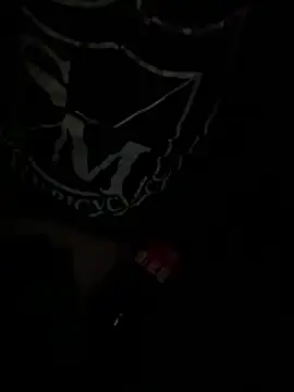 Snapshot of Crackkers chatting on March 2026 05:00:02 AM Crackkers online show from March 2026 05:00:02 AM