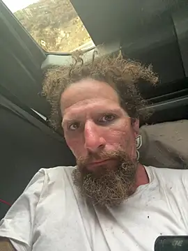 Crackkers online show from July 2026 01:53:01 PM
