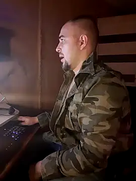 Foxyshaved online show from January 2025 06:03:01 AM