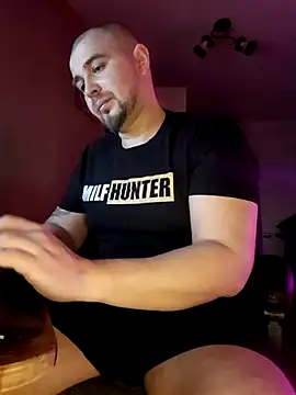 Foxyshaved online show from February 2025 04:50:02 AM