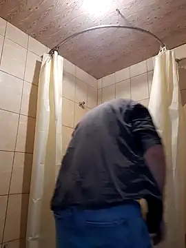 Foxyshaved online show from March 2025 05:07:01 AM