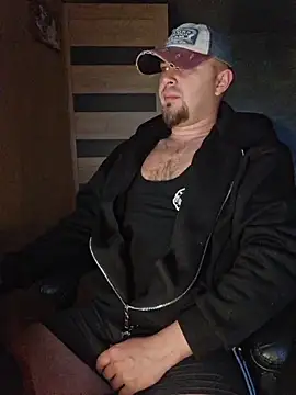 Foxyshaved online show from October 2025 05:16:02 AM