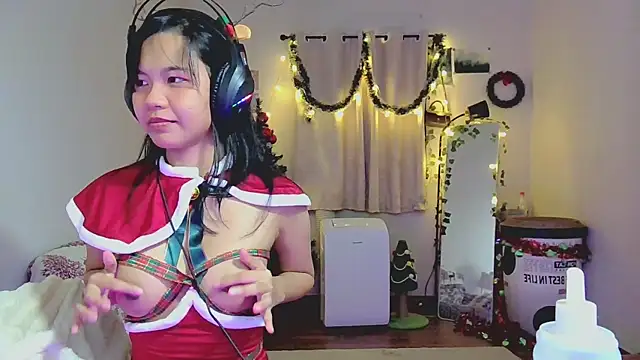 Kana G online show from December 2024 05:15:02 PM