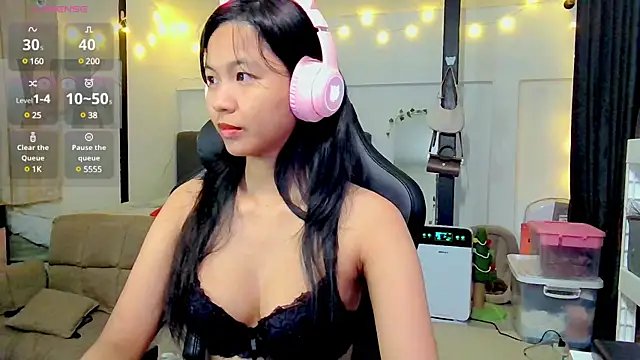 Kana G online show from January 2025 12:30:01 PM