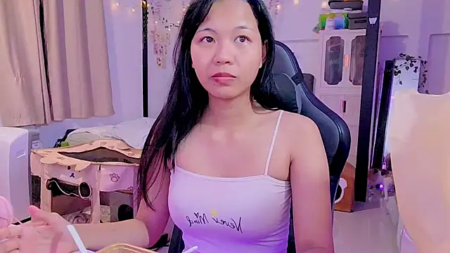 Kana G online show from March 2025 03:56:01 PM