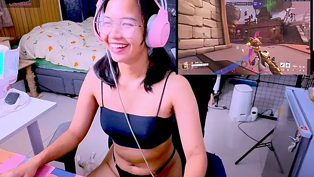 Kana G online show from March 2026 03:06:01 PM