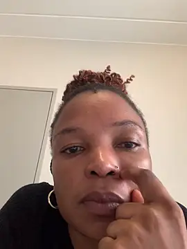 slimcateee online show from February 2025 10:37:02 AM