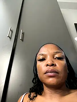 slimcateee online show from October 2025 06:54:02 AM