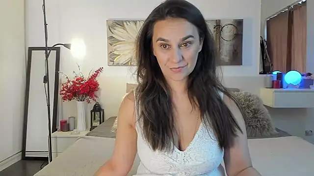 JoyCasidy online show from September 2025 01:24:02 PM