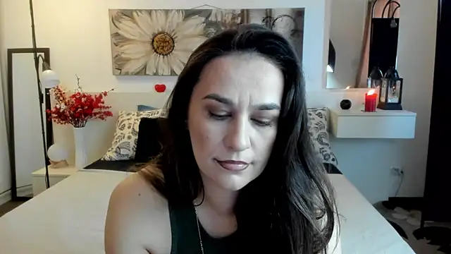JoyCasidy online show from April 2026 03:09:01 PM